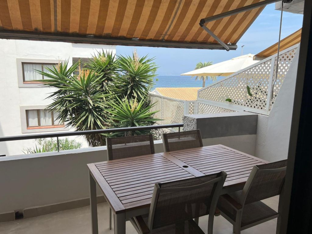 Disfruta de unas vacaciones inolvidables en este apartamento turístico recientemente reformado, con todas las comodidades que necesitas para relajarte y desconectar.